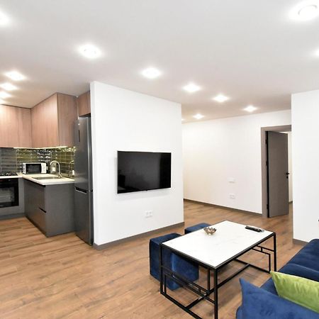 Beautiful Apartment Near The Republic Square Ереван Экстерьер фото